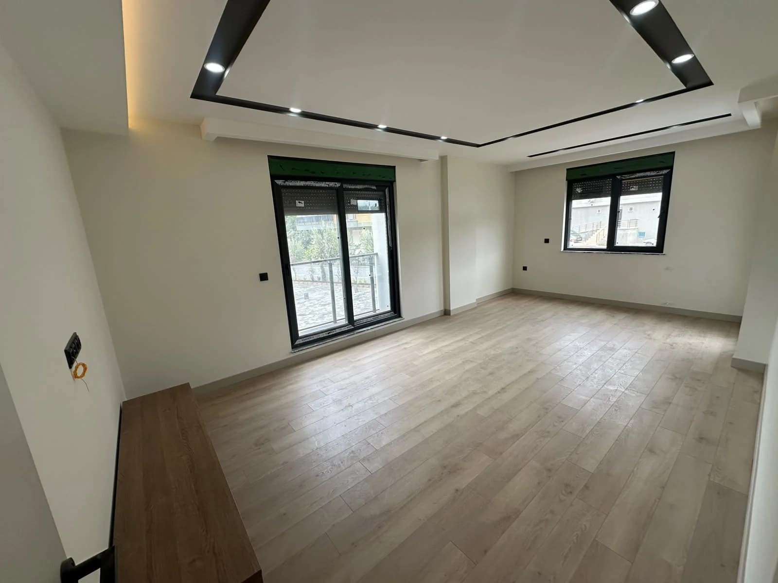Göçerler'de Site İçinde, Ayrı Mutfaklı 2+1 Daire - ANTALYA / KEPEZ